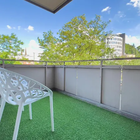 By Doni I An Der Kunsthalle I Parkplatz&balkon Bielefeld