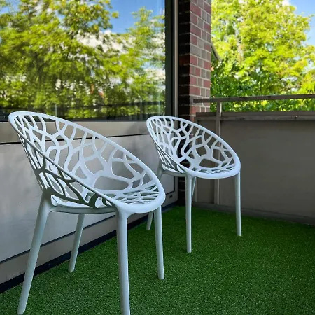 By Doni I An Der Kunsthalle I Parkplatz&balkon Bielefeld